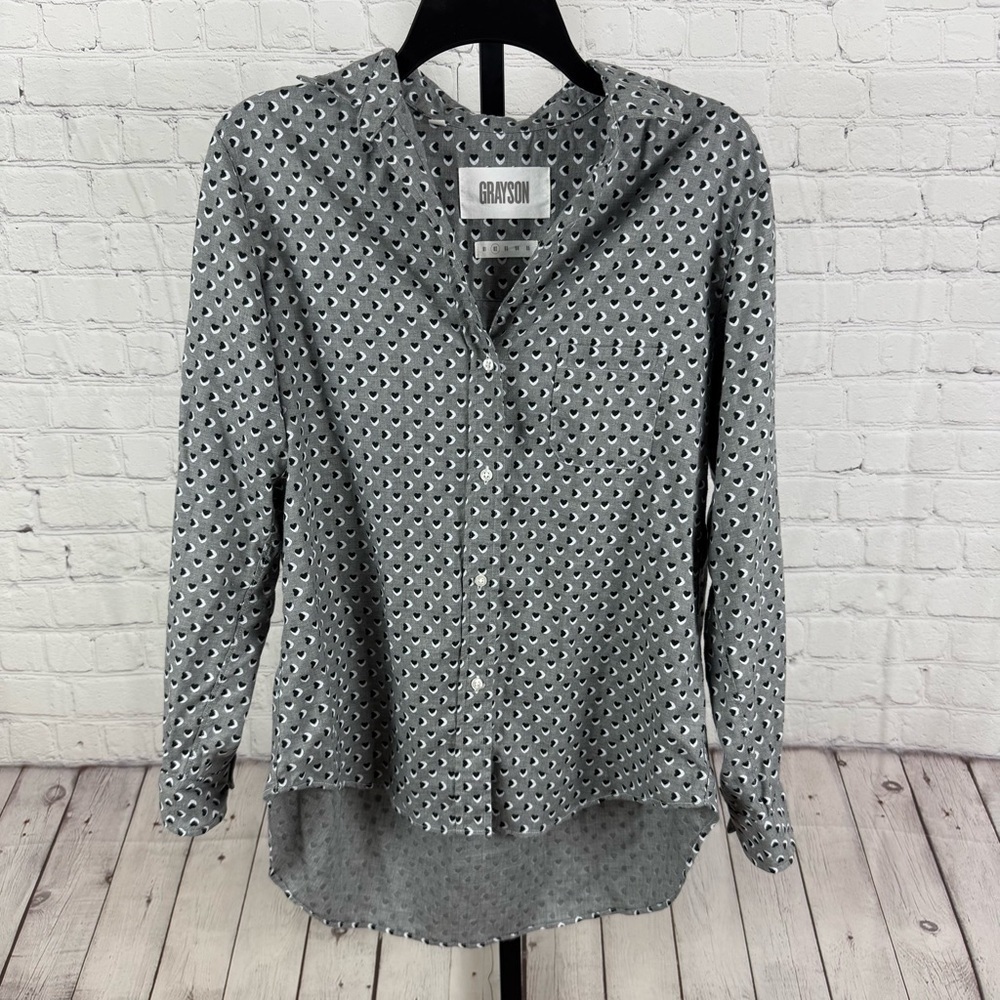 Grayson the Hero Lyocell Button Up Shirt Grey Novelty Heart Print Size 02 Small